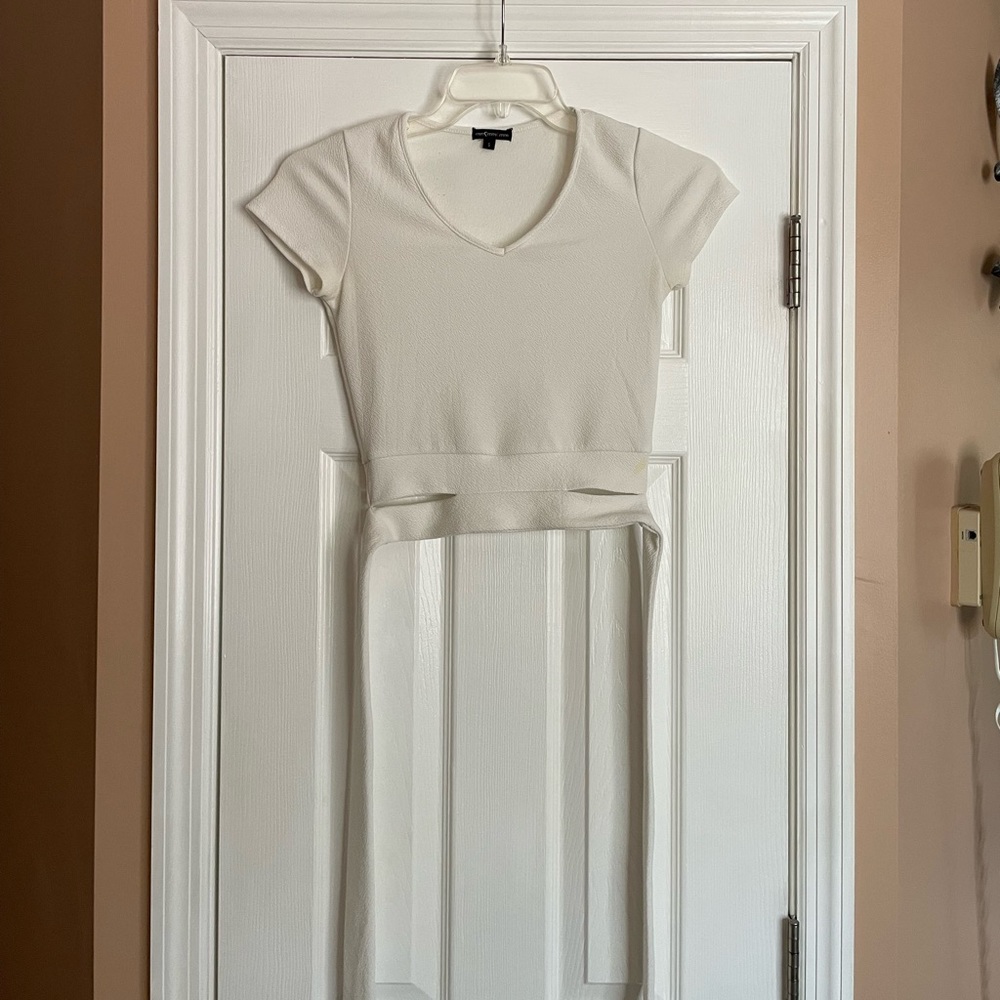 White Crop Top with Ribbon